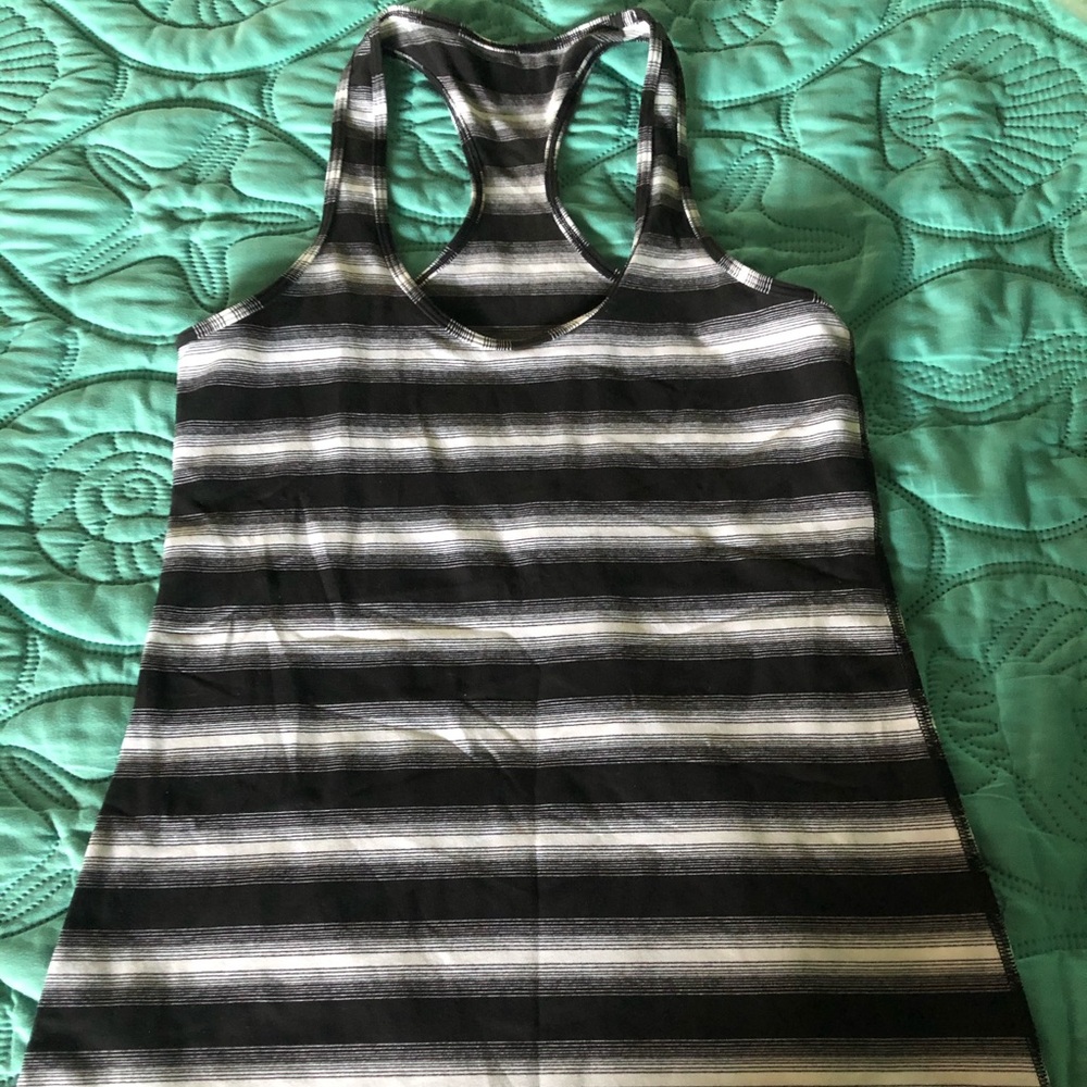 GUC LULULEMON COOL RACER BACK
